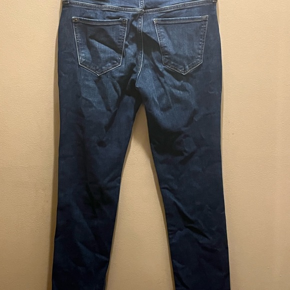 Old Navy Women’s size 2 Dark Blue Boot Cut Jeans - Picture 3 of 4